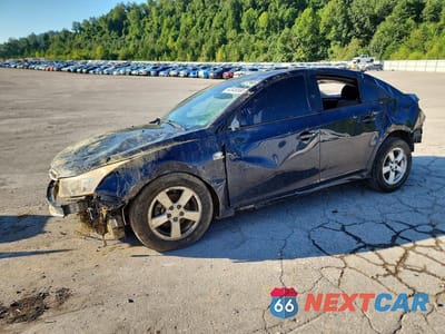 2015 CHEVROLET CRUZE LS 1G1PA5SH1F7286834 - główne zdjęcie licytacji z USA - miniatura