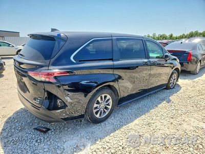 Trzecie zdjęcie samochodu z tyłu: 2022 TOYOTA SIENNA LE VIN:5TDKRKEC8NS129072 - miniatura