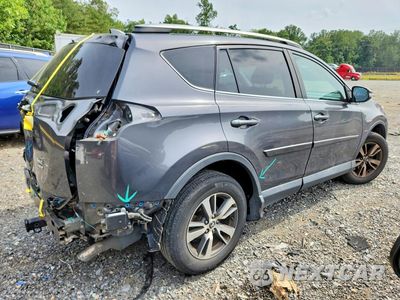 Trzecie zdjęcie samochodu z tyłu: 2018 TOYOTA RAV4 XLE VIN:2T3RFREV2JW824349 - miniatura