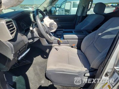 Zdjęcie 7 z 13 samochodu: 2022 TOYOTA TUNDRA SR5 VIN:5TFLA5AB7NX009929 - miniatura