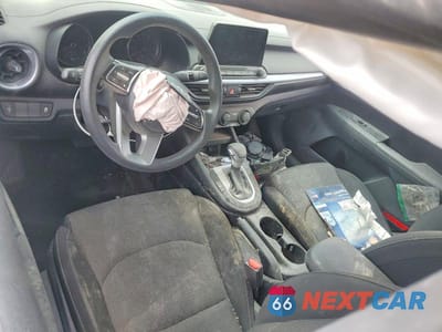 Zdjęcie 8 z 12 samochodu: 2024 KIA FORTE LXS VIN:3KPF24AD3RE807355 - miniatura
