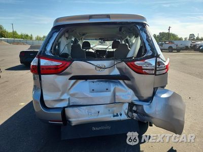 Zdjęcie 6 z 12 samochodu: 2015 TOYOTA SIENNA L 7-PASSENGER VIN:5TDZK3DC6FS570209 - miniatura