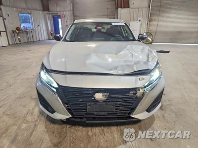 Piąte zdjęcie samochodu w środku: 2025 NISSAN ALTIMA SV VIN:1N4BL4DV8SN358052 - miniatura