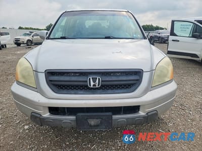 Piąte zdjęcie samochodu w środku: 2005 HONDA PILOT EXL VIN:5FNYF18625B041657 - miniatura