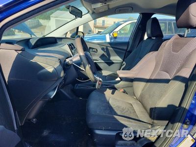 Zdjęcie 7 z 12 samochodu: 2016 TOYOTA PRIUS TWO VIN:JTDKBRFU9G3520773 - miniatura