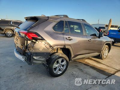 Trzecie zdjęcie samochodu z tyłu: 2024 TOYOTA RAV4 XLE VIN:2T3W1RFV6RC288826 - miniatura
