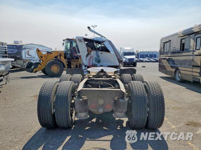 Zdjęcie 6 z 11 samochodu: 2006 FREIGHTLINER FLD120 SEMI TRUCK VIN:1FUNALAV36DV18838 - miniatura