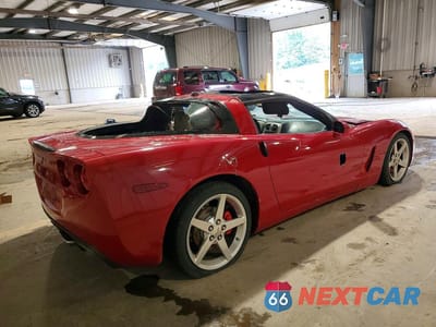 Trzecie zdjęcie samochodu z tyłu: 2005 CHEVROLET CORVETTE VIN:1G1YY24U755102015 - miniatura