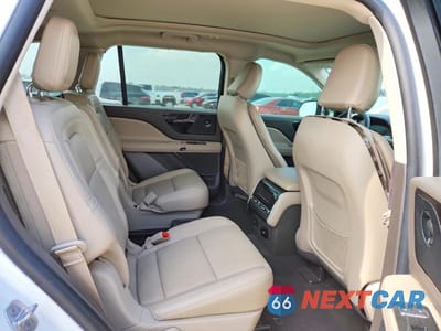 Zdjęcie 11 z 13 samochodu: 2022 LINCOLN AVIATOR RESERVE VIN:5LM5J7WC5NGL01934 - miniatura