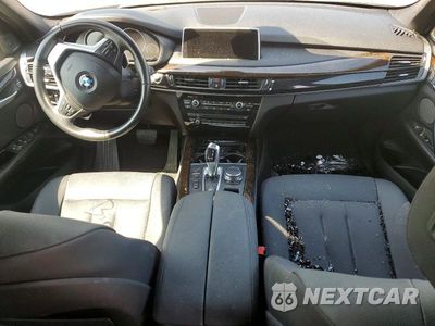 Zdjęcie 8 z 13 samochodu: 2018 BMW X5 XDR40E VIN:5UXKT0C52J0W03913 - miniatura