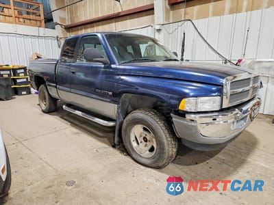 Czwarte zdjęcie samochodu z boku: 2000 DODGE RAM 1500 VIN:1B7HF13Z0YJ137253 - miniatura