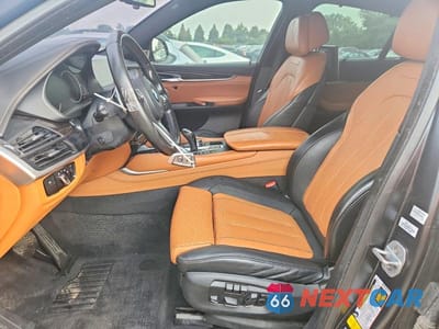 Zdjęcie 7 z 12 samochodu: 2019 BMW X6 XDRIVE50I VIN:5UXKU6C5XK0Z66901 - miniatura