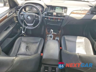 Zdjęcie 8 z 13 samochodu: 2017 BMW X3 SDRIVE28I VIN:5UXWZ7C50H0V85690 - miniatura