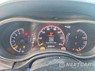 Zdjęcie 9 z 13 samochodu: 2015 JEEP GRAND CHEROKEE LIMITED VIN:1C4RJFBG2FC172572 - miniatura