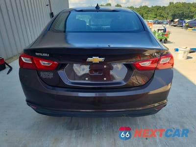 Zdjęcie 6 z 12 samochodu: 2016 CHEVROLET MALIBU VIN:1G1ZE5ST6GF237119 - miniatura