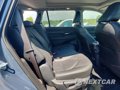 Zdjęcie 11 z 13 samochodu: 2026 TOYOTA GRAND HIGHLANDER HYBRID LIMITED VIN:5TDACAB50TS111109 - miniatura