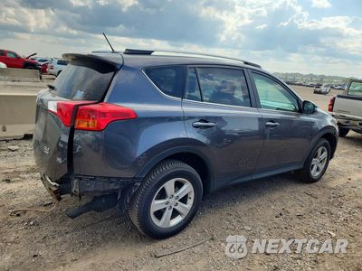 Trzecie zdjęcie samochodu z tyłu: 2014 TOYOTA RAV4 XLE VIN:2T3RFREV6EW210099 - miniatura