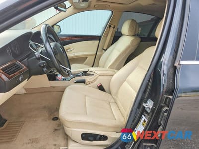 Zdjęcie 7 z 12 samochodu: 2010 BMW 528 XI VIN:WBANV1C59AC388671 - miniatura