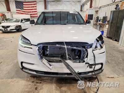 Piąte zdjęcie samochodu w środku: 2024 LINCOLN AVIATOR RESERVE VIN:5LM5J7XC7RGL06072 - miniatura