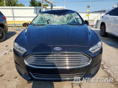 Piąte zdjęcie samochodu w środku: 2014 FORD FUSION S VIN:3FA6P0G76ER155643 - miniatura