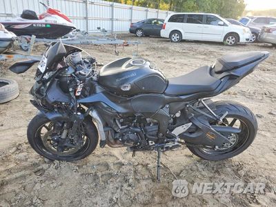 Trzecie zdjęcie samochodu z tyłu: 2024 KAWASAKI ZX636 K VIN:JKBZXJK13RA002790 - miniatura