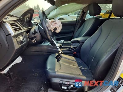 Zdjęcie 7 z 12 samochodu: 2018 BMW 320 XI VIN:WBA8E5G56JNV01754 - miniatura