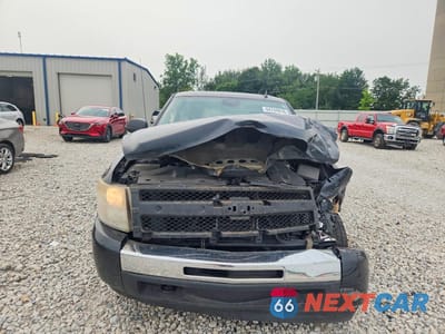 Piąte zdjęcie samochodu w środku: 2010 CHEVROLET SILVERADO K1500 LS VIN:3GCRKREA7AG237797 - miniatura