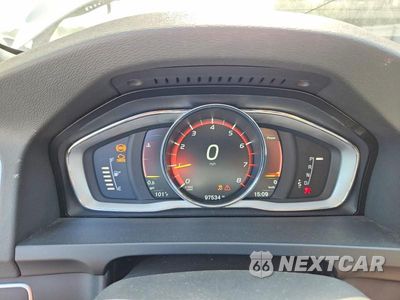 Zdjęcie 9 z 12 samochodu: 2018 VOLVO V60 T6 R-DESIGN VIN:YV149MSS9J2395051 - miniatura