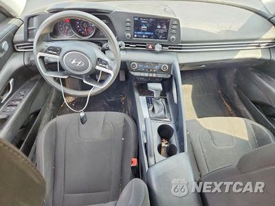 Zdjęcie 8 z 12 samochodu: 2021 HYUNDAI ELANTRA SEL VIN:5NPLM4AG4MH044984 - miniatura