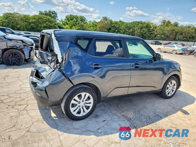 Trzecie zdjęcie samochodu z tyłu: 2023 KIA SOUL LX VIN:KNDJ23AU9P7190240 - miniatura