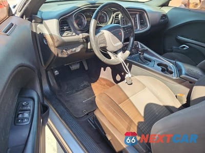 Zdjęcie 8 z 12 samochodu: 2017 DODGE CHALLENGER R/T VIN:2C3CDZBT2HH531368 - miniatura