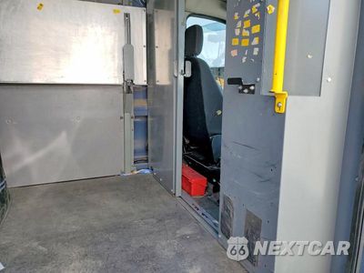 Zdjęcie 11 z 14 samochodu: 2020 FORD TRANSIT 250 DELIVERY VAN VIN:1FTBR3X8XLKB27178 - miniatura