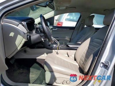 Zdjęcie 7 z 12 samochodu: 2019 FORD FUSION SEL VIN:3FA6P0CD7KR224685 - miniatura
