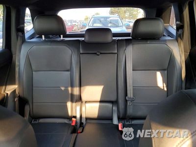 Zdjęcie 10 z 13 samochodu: 2020 VOLKSWAGEN TIGUAN SE VIN:3VV2B7AX2LM107027 - miniatura
