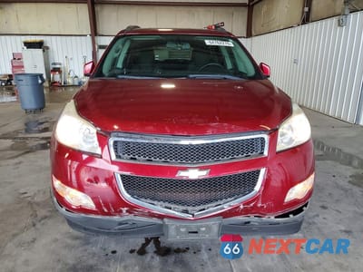 Piąte zdjęcie samochodu w środku: 2011 CHEVROLET TRAVERSE LT VIN:1GNKRGED9BJ361217 - miniatura