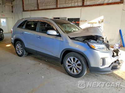 Czwarte zdjęcie samochodu z boku: 2014 KIA SORENTO EX V6 VIN:5XYKUDA70EG524895 - miniatura