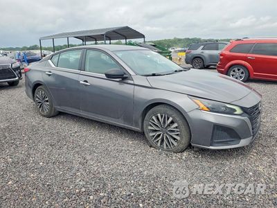 Czwarte zdjęcie samochodu z boku: 2024 NISSAN ALTIMA SV VIN:1N4BL4DV8RN364332 - miniatura