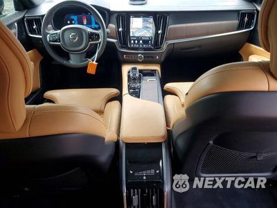 Zdjęcie 8 z 12 samochodu: 2022 VOLVO S90 B6 INSCRIPTION VIN:LVY062ML0NP263532 - miniatura
