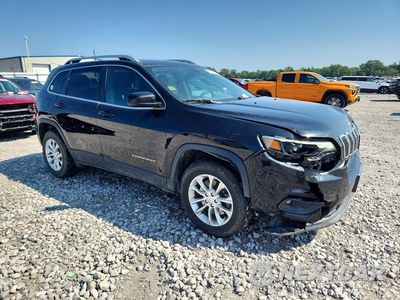 Czwarte zdjęcie samochodu z boku: 2019 JEEP CHEROKEE LATITUDE VIN:1C4PJMCXXKD277052 - miniatura