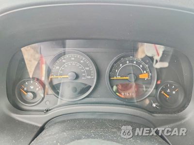Zdjęcie 9 z 12 samochodu: 2016 JEEP PATRIOT SPORT VIN:1C4NJPBB8GD683840 - miniatura