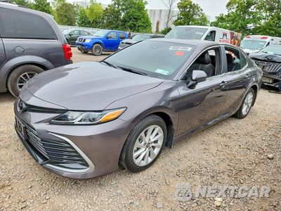2023 TOYOTA CAMRY LE 4T1C11AK6PU838600 - główne zdjęcie licytacji z USA - miniatura