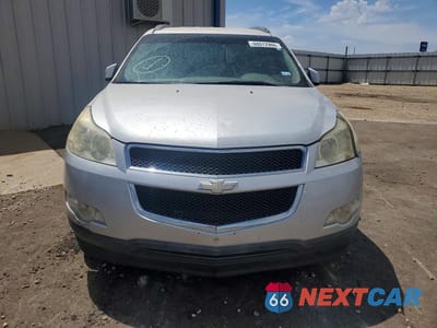 Piąte zdjęcie samochodu w środku: 2010 CHEVROLET TRAVERSE LT VIN:1GNLVFED9AS145113 - miniatura