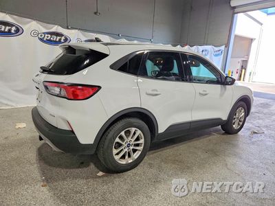 Trzecie zdjęcie samochodu z tyłu: 2022 FORD ESCAPE SE VIN:1FMCU9G61NUB87678 - miniatura