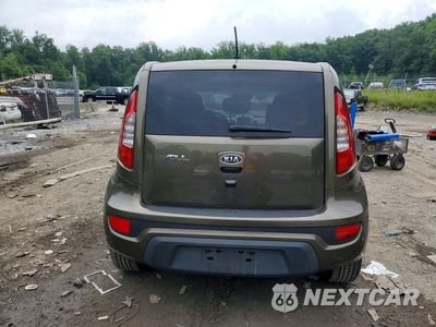 Zdjęcie 6 z 12 samochodu: 2012 KIA SOUL + VIN:KNDJT2A69C7417896 - miniatura
