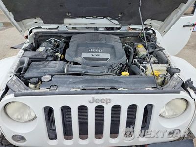 Zdjęcie 12 z 13 samochodu: 2014 JEEP WRANGLER UNLIMITED SAHARA VIN:1C4BJWEG7EL274249 - miniatura
