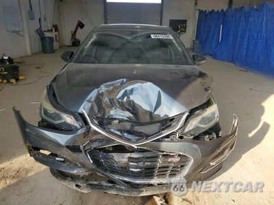 Piąte zdjęcie samochodu w środku: 2018 CHEVROLET CRUZE LT VIN:1G1BE5SM8J7102560 - miniatura