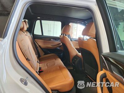 Zdjęcie 11 z 13 samochodu: 2018 BMW X3 XDRIVE30I VIN:5UXTR9C51JLC81239 - miniatura