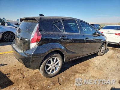 Trzecie zdjęcie samochodu z tyłu: 2015 TOYOTA PRIUS C THREE VIN:JTDKDTB37F1108625 - miniatura