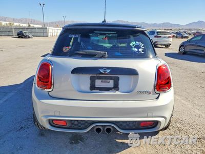 Zdjęcie 6 z 14 samochodu: 2016 MINI COOPER S VIN:WMWXP7C50G2A42564 - miniatura
