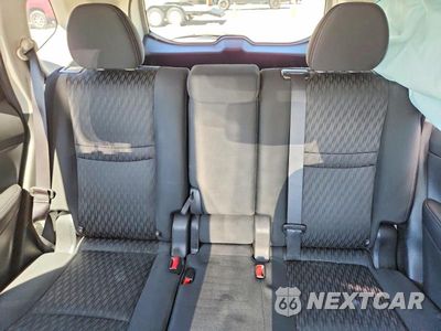 Zdjęcie 10 z 13 samochodu: 2018 NISSAN ROGUE SV VIN:KNMAT2MV2JP600914 - miniatura